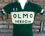 La prima maglia della nostra squadra anno 1964 ( Al tempo G.S. Olmo Perugia )