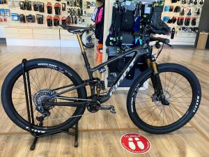 Used GIANT Anthem Advanced Pro 29 0 S bicycle